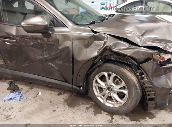JM1DKDC70G0131774 2016 MAZDA CX-3 Brown Widok z przodu