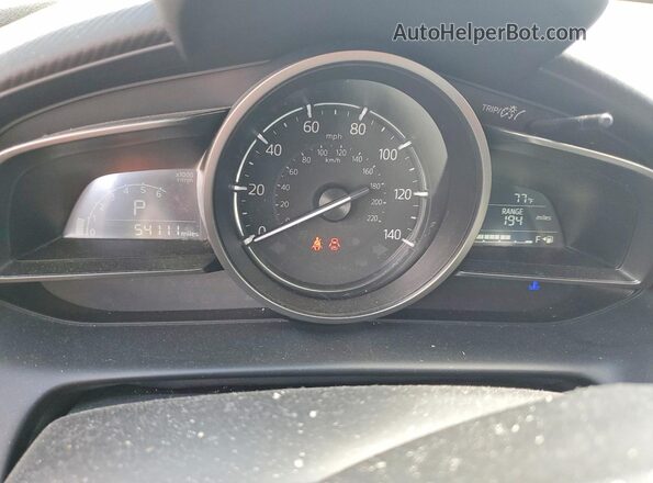JM1DKDC70K1460610 2019 MAZDA CX-3 White Instrument cluster view