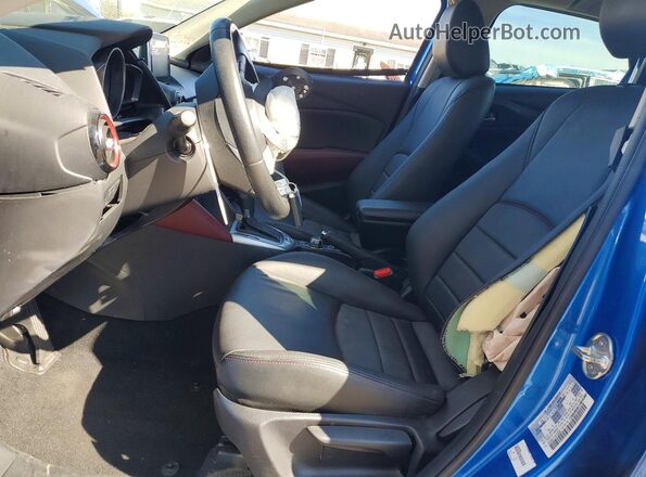 JM1DKDC71H0162680 2017 MAZDA CX-3 Blue Widok wnętrza z przodu