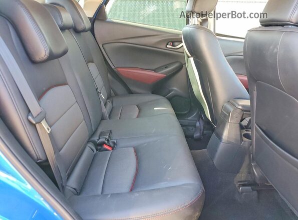 JM1DKDC71H0162680 2017 MAZDA CX-3 Blue Widok tylnych siedzeń