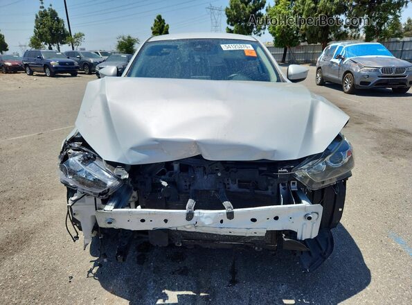 JM1DKDC74J0332391 2018 MAZDA CX-3 Silver Front view