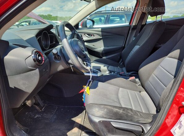 JM1DKFB73J0332444 2018 MAZDA CX-3 Red წინა სალონის ხედი