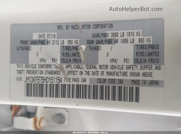 JM1DKFB76H0151154 2017 MAZDA CX-3 White Vista del compartimento del motor