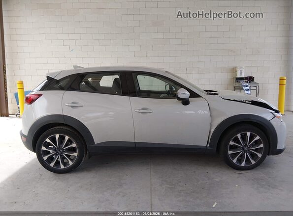 JM1DKFC71K1446565 2019 MAZDA CX-3 Серый 