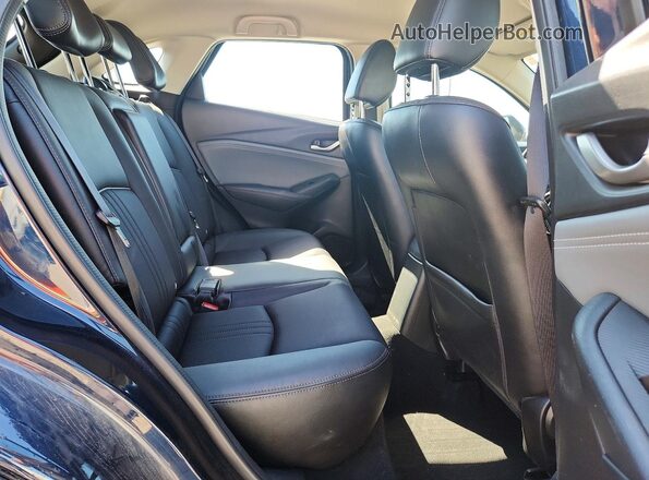 JM1DKFC72K0435810 2019 MAZDA CX-3 Синий Вид задних сидений