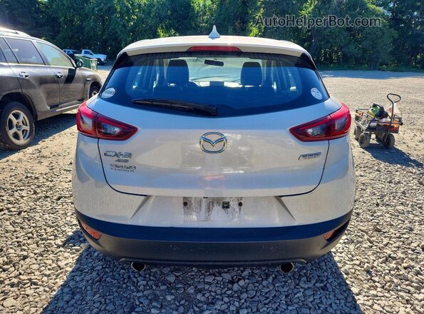 JM1DKFC7XG0135732 2016 MAZDA CX-3 White 