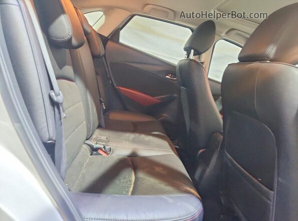JM1DKFD70G0130439 2016 MAZDA CX-3 White Widok tylnych siedzeń