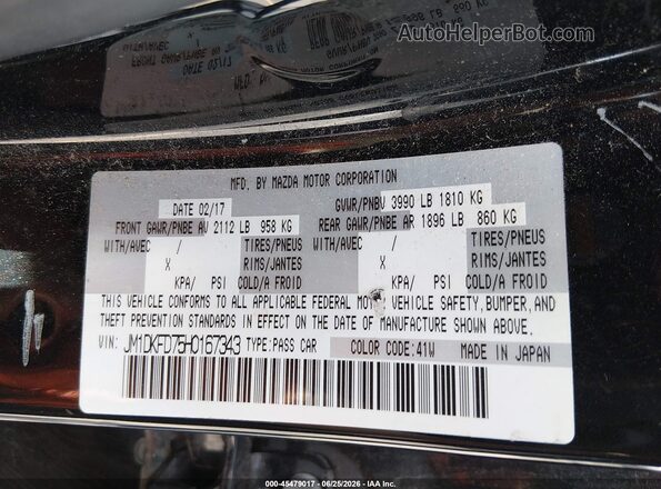 JM1DKFD75H0167343 2017 MAZDA CX-3 Black Vista del compartimento del motor