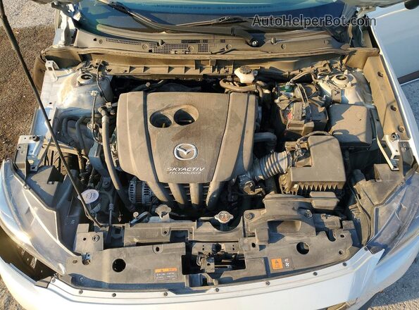 JM1DKFD76K1457723 2019 MAZDA CX-3 Gray Rear interior view