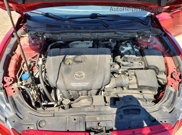JM1GJ1T51G1483589 2016 MAZDA 6 Red Widok wnętrza z tyłu