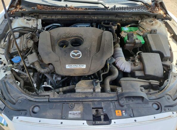 JM1GL1TY7J1301101 2018 MAZDA 6 White Vista interior trasera