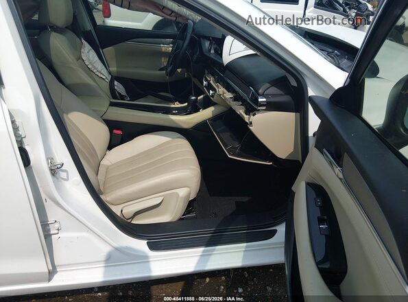 JM1GL1TYXJ1324291 2018 MAZDA 6 White წინა სალონის ხედი