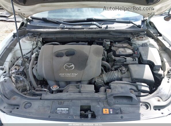JM1GL1U59H1103800 2017 MAZDA 6 White უკანა ხედი