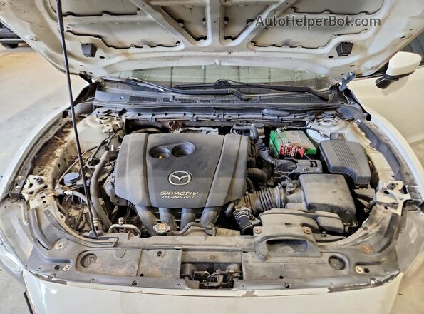 JM1GL1V56H1122786 2017 MAZDA 6 White Вид задньої частини салону