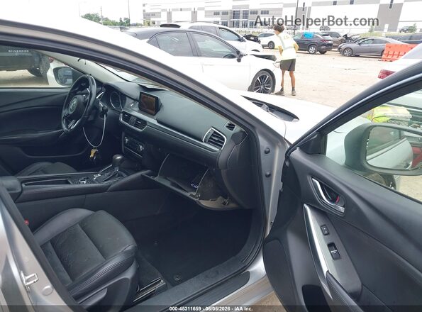 JM1GL1V59H1108672 2017 MAZDA 6 Silver წინა სალონის ხედი