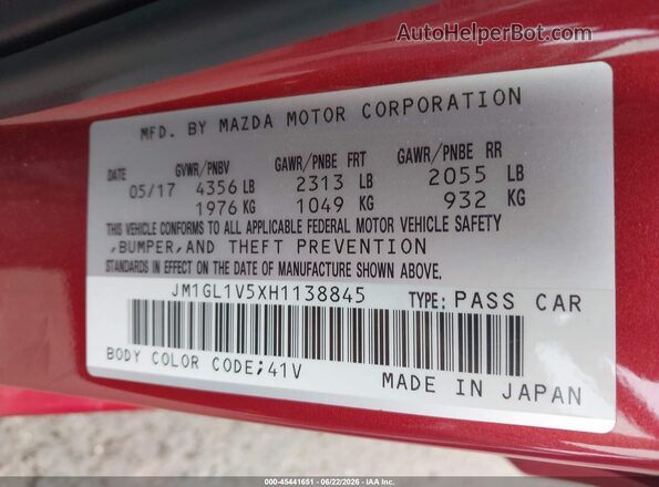 JM1GL1V5XH1138845 2017 MAZDA 6 Red Widok komory silnika