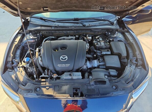 JM1GL1VM2J1323307 2018 MAZDA 6 Blue Rear interior view