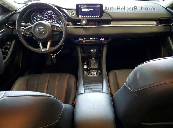 JM1GL1VM3J1323414 2018 MAZDA 6 White Vista del salpicadero