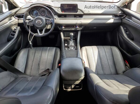 JM1GL1VM5J1310759 2018 MAZDA 6 Red Dashboard view