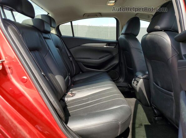 JM1GL1VM5J1310759 2018 MAZDA 6 Red Rear seats view