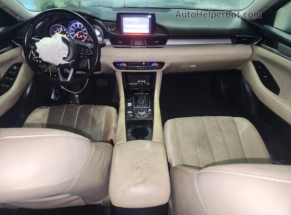 JM1GL1VM6J1327845 2018 MAZDA 6 White Widok deski rozdzielczej