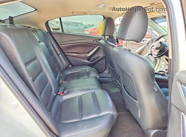 JM1GL1W52H1139857 2017 MAZDA 6 White Вид задніх сидінь