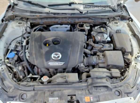 JM1GL1W52H1139857 2017 MAZDA 6 White Вид задньої частини салону