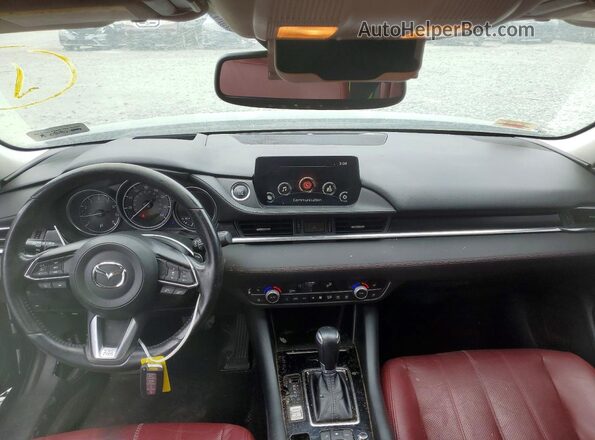 JM1GL1WY3M1609978 2021 MAZDA 6 Gray Առջևի վահանակի տեսք