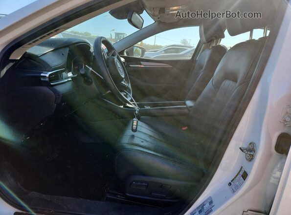 JM1GL1WY4K1508588 2019 MAZDA 6 White Vista interior delantera