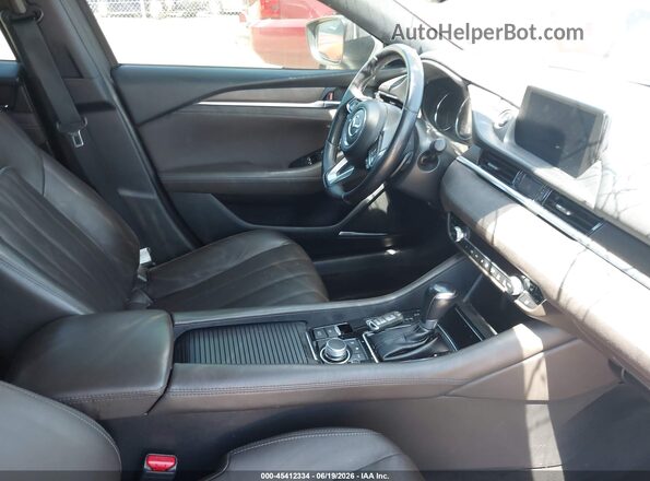 JM1GL1XY6J1319566 2018 MAZDA 6 Silver Widok wnętrza z przodu