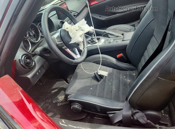 JM1NDAC7XL0412875 2020 MAZDA MX-5 Red Vista interior delantera