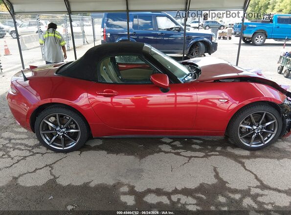 JM1NDAD75G0100192 2016 MAZDA MX-5 MIATA Red Rear interior view