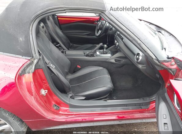 JM1NDAD75M0458498 2021 MAZDA MX-5 Red Front interior view