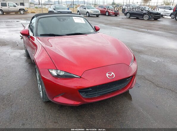 JM1NDAD75M0458498 2021 MAZDA MX-5 Red Rear interior view