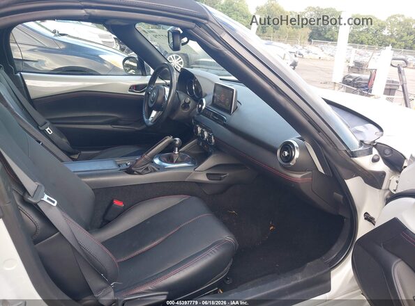 JM1NDAD76G0116465 2016 MAZDA MX-5 MIATA Белый Вид салона спереди