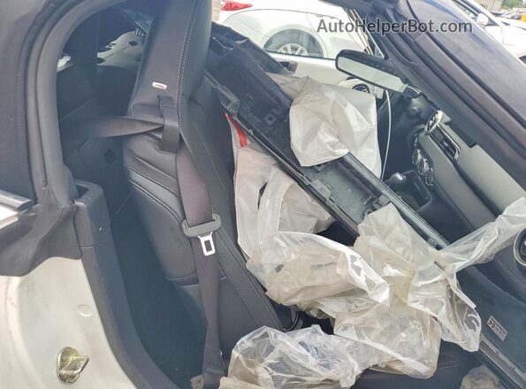 JM1NDAD79P0554297 2023 MAZDA MX-5 Белый Вид задних сидений