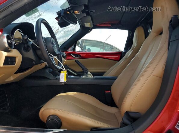 JM1NDAM71J0205240 2018 MAZDA MX-5 Красный Вид салона спереди