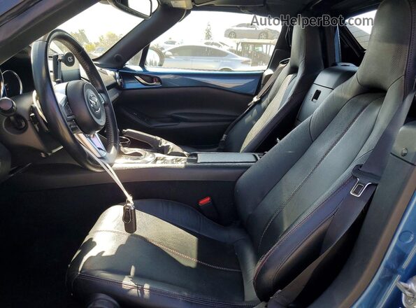 JM1NDAM72J0205747 2018 MAZDA MX-5 Синий Вид салона спереди