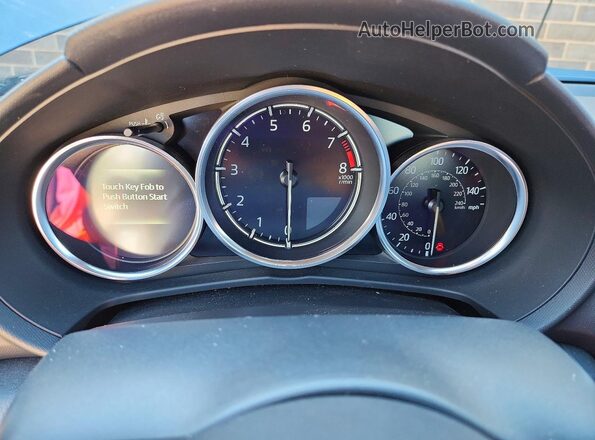 JM1NDAM7XT0700667 2026 MAZDA MX-5 Синий Вид щитка приборов
