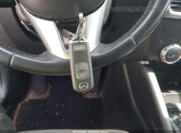 JM3KE2CY0G0732587 2016 MAZDA CX-5 Red Dashboard view