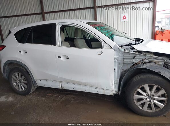 JM3KE2CY6G0852183 2016 MAZDA CX-5 White Սալոնի հետևի տեսք
