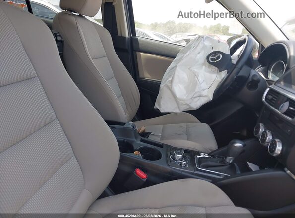 JM3KE2CY7G0915212 2016 MAZDA CX-5 Gray Вид салону спереду