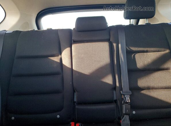 JM3KE2CYXG0760056 2016 MAZDA CX-5 Silver Հետևի նստատեղերի տեսք