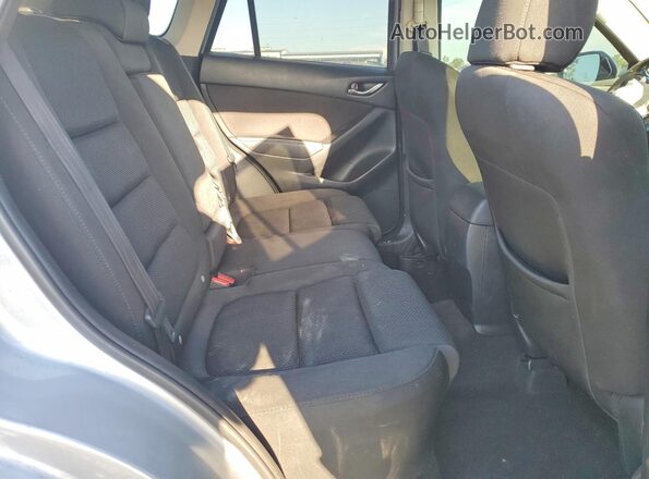 JM3KE2CYXG0760056 2016 MAZDA CX-5 Silver Սալոնի հետևի տեսք