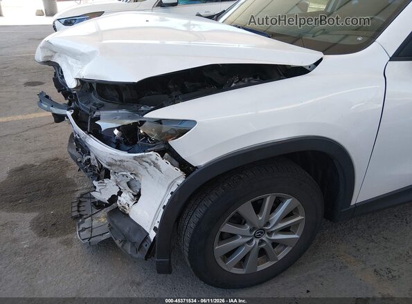 JM3KE4BY1G0733177 2016 MAZDA CX-5 White 360 interior view