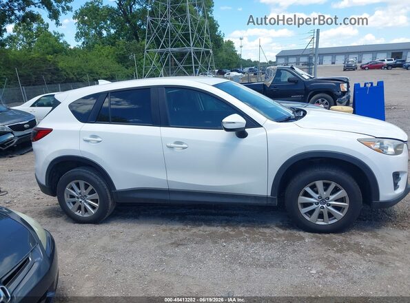 JM3KE4BY5G0620414 2016 MAZDA CX-5 White Widok wnętrza z tyłu