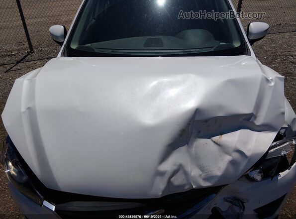 JM3KE4BYXG0828983 2016 MAZDA CX-5 White Rear view