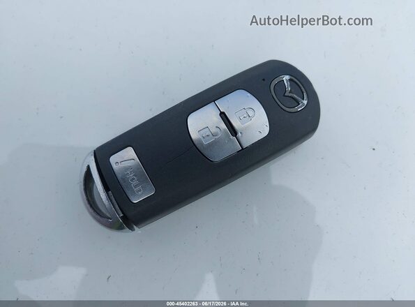 JM3KE4CY5G0900901 2016 MAZDA CX-5 Красный Вид панели приборов