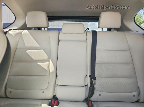 JM3KE4DY1G0611366 2016 MAZDA CX-5 White Vista de los asientos traseros