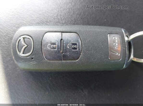 JM3KE4DY4G0759625 2016 MAZDA CX-5 Gray Dashboard view